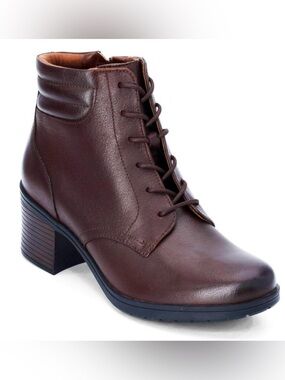 Clarks Brown Lace-Up Block Heel Ankle Boots